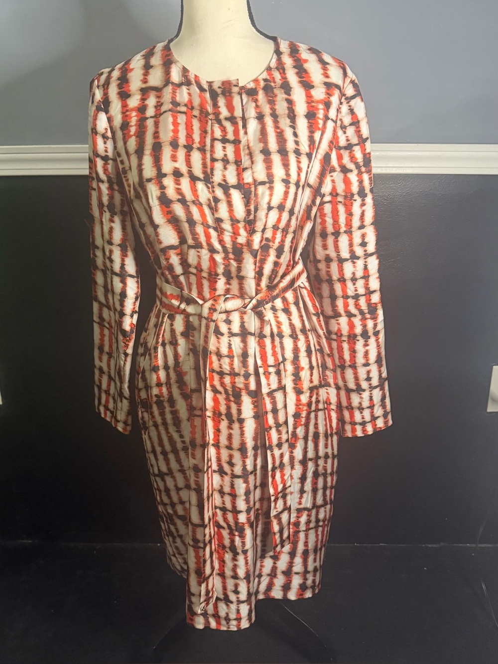 St. John Long Sleeve Women Sheath Dress in Cream,Orange & Black 100% Silk Sz M